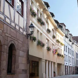 Agneshof 3*, Norimberga Germania